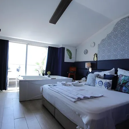 Anjeliq House Boutique אלאניה