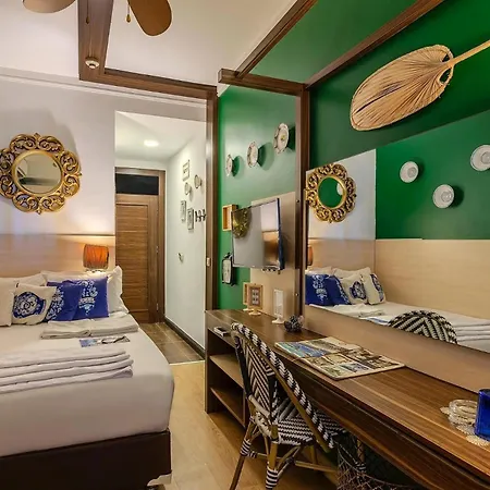 Anjeliq House Boutique מלון 3*