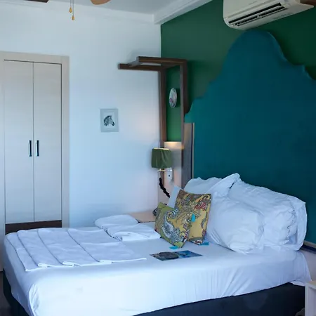 Отель Anjeliq House Boutique 3*
